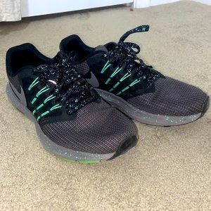 NIKE Running Shoes Women’s 9.5